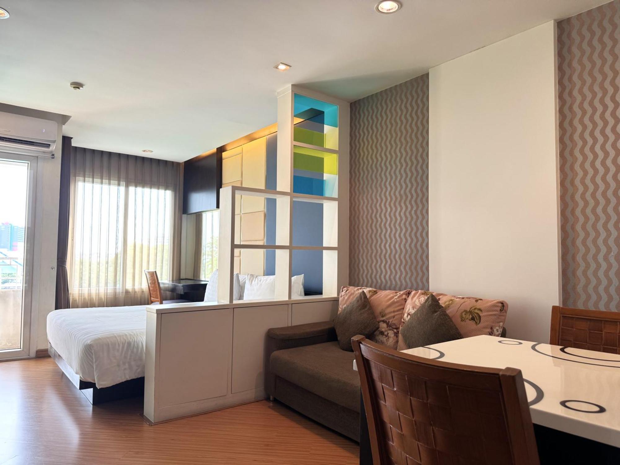 The Sunreno Hotel Sha Bangkok Exterior foto